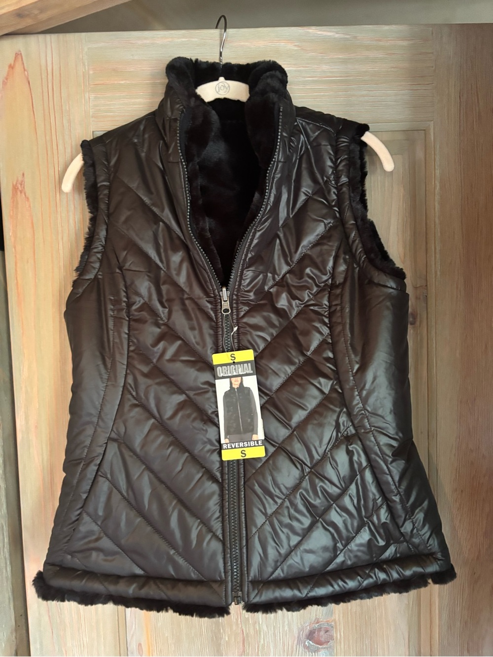 NWT Reversible Nicole Miller Black Faux Fur Quilted Zip Vest w Pockets